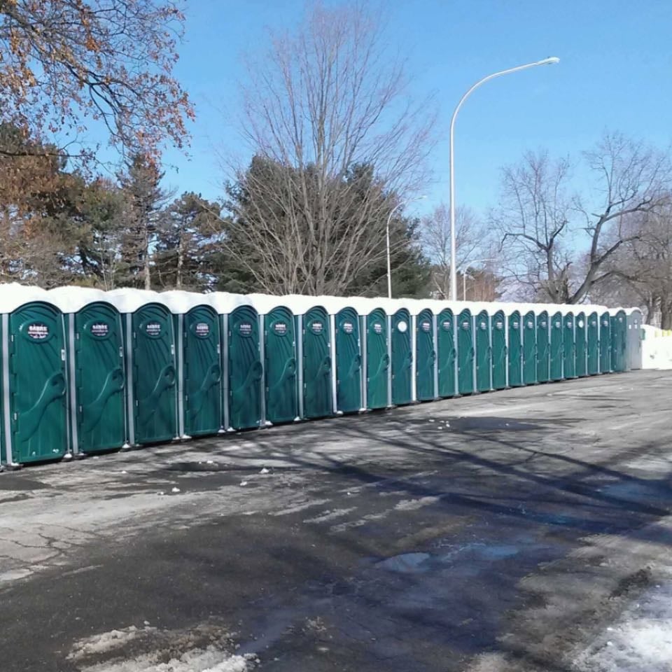Skilled Portable Restrooms for Weddings